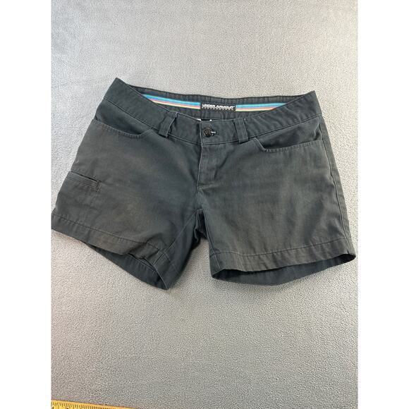 Under Armour black chino shorts size6 - Picture 1 of 7